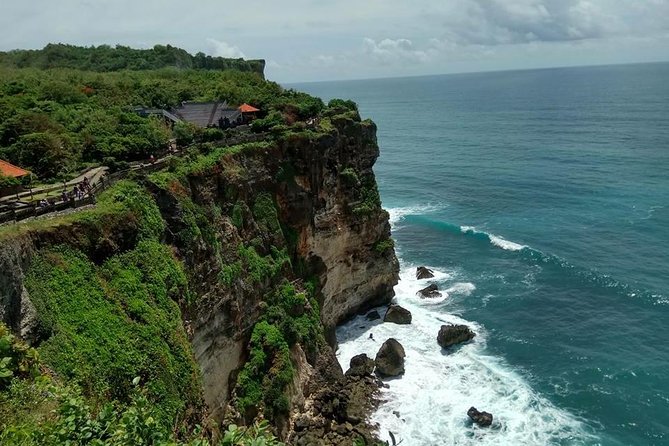 Bali Beaches Hopping - Uluwatu Temple - Good To Know
