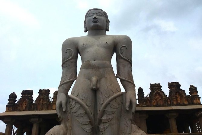 Bangalore Day Trip to Worlds Largest Monolith at Shravanabelagola With Guide