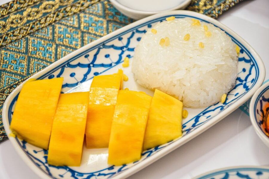 Bangkok: Grand Palace, Wat Pho & Delicious Mango Dessert - Good To Know