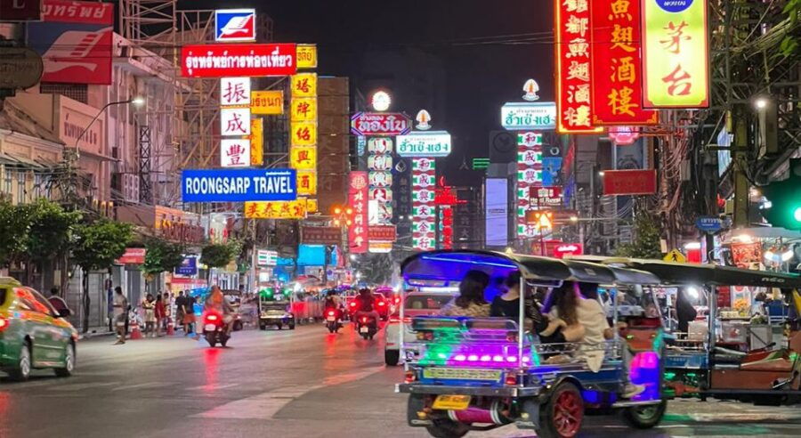 Bangkok Night Tour: Food, Temple & Tuk-Tuk - Good To Know