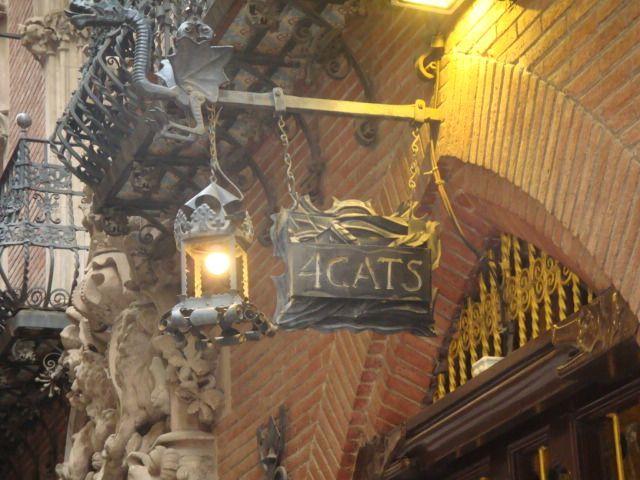 Barcelona: Art Nouveau & Gaudí Tour - Good To Know