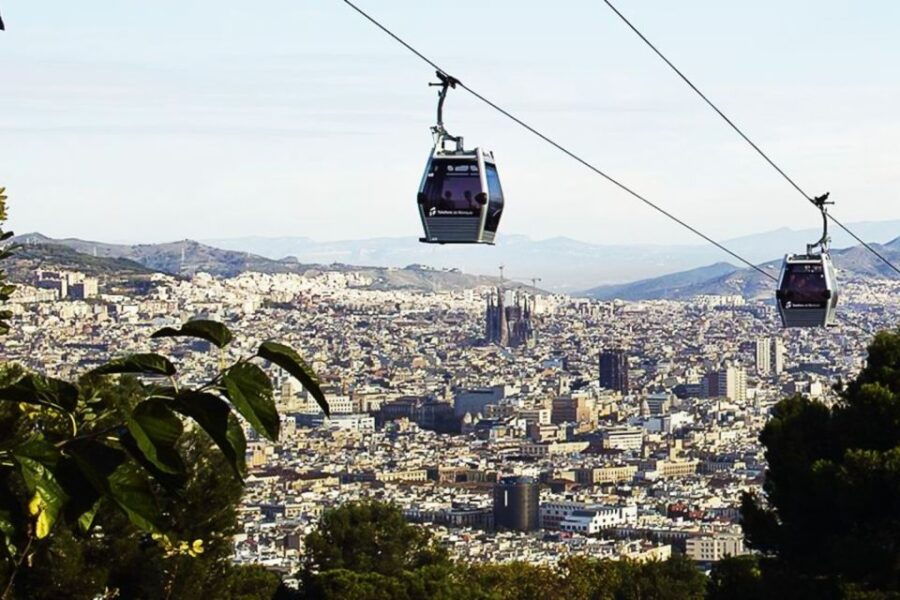 Barcelona Cable Car Sky Views, Magic Fountain & Castle Visit - Good To Know