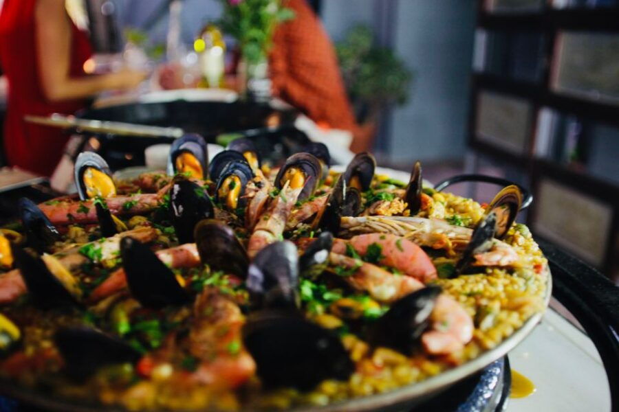 Barcelona: Catalan Paella Cooking Class - Good To Know