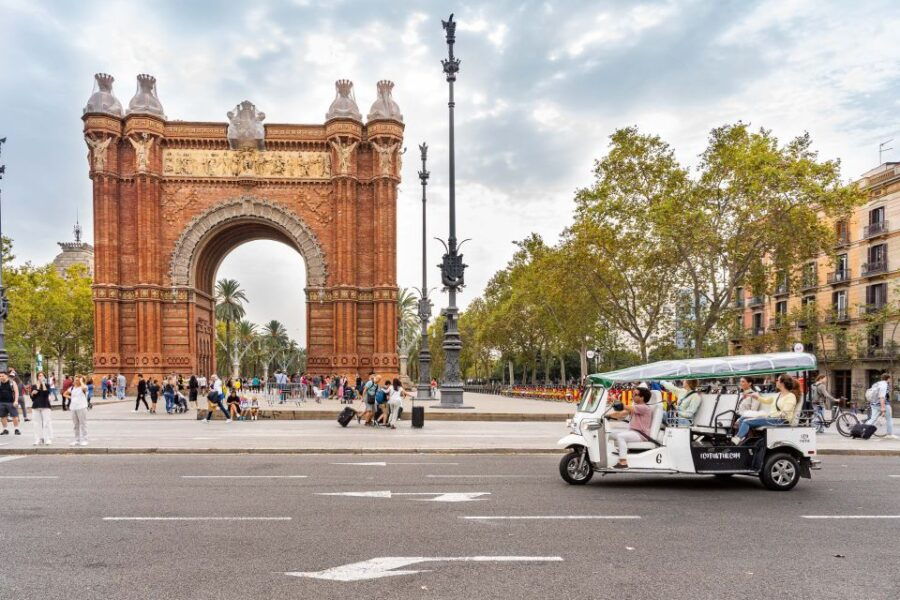 Barcelona: City Tour by Private Eco Tuk Tuk - Good To Know