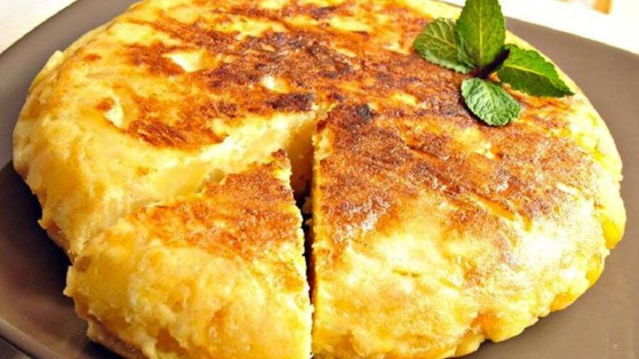 Barcelona: Evening Walking Tour in the Gaudi Area With Tapas - Good To Know