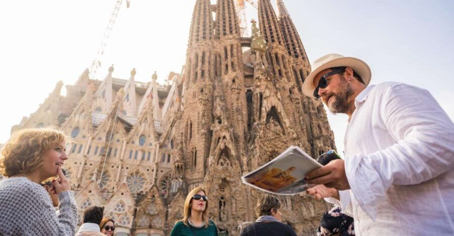 Barcelona: Gaudí Highlights Tour by E-Bike - Good To Know