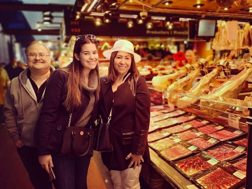 Barcelona: Historic Quarters Private Walking Tour With Tapas - Good To Know