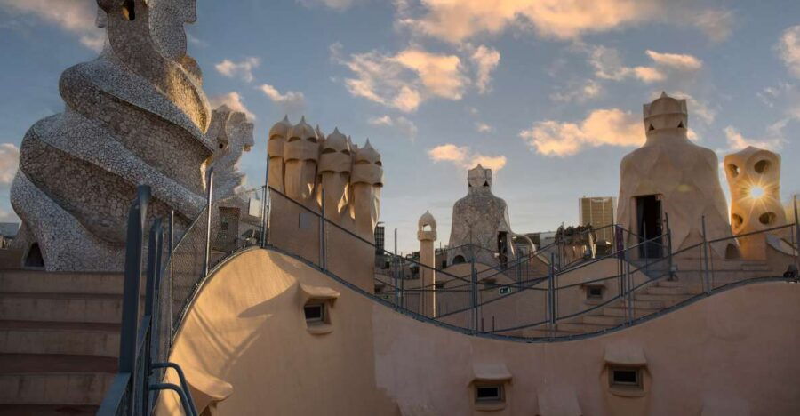 Barcelona: La Pedrera Sunrise Guided Tour - Good To Know