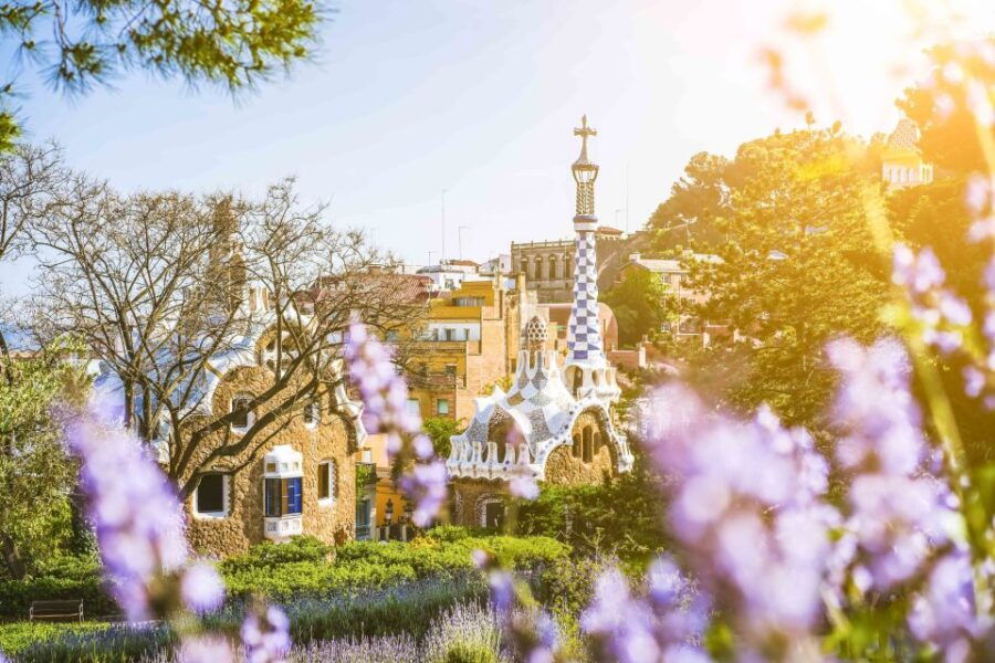 Barcelona: Park Güell Fast-Track Guided Tour - Good To Know