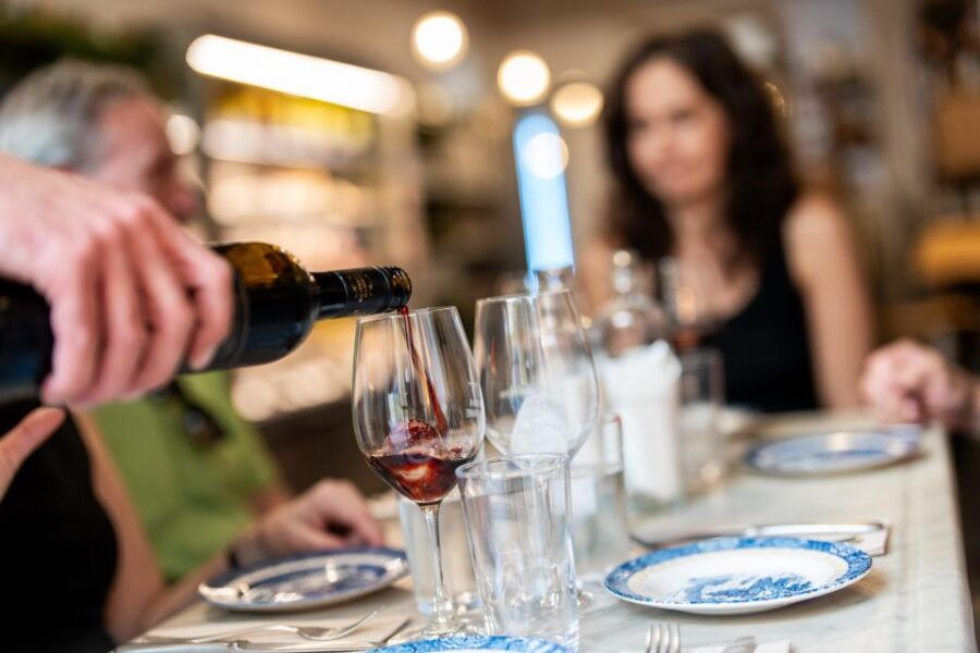 Barcelona: Premium Lunchtime Tapas Tour in Eixample - Good To Know