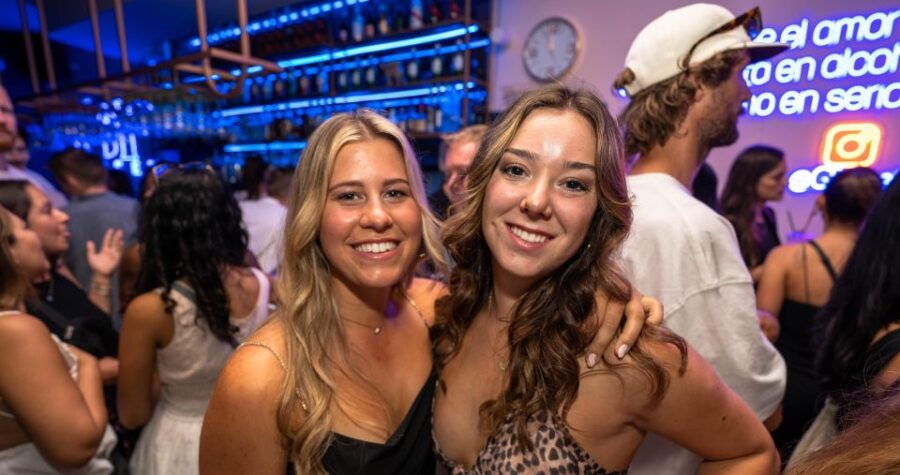 Barcelona: Pub Crawl With 1-Hour Open Bar and VIP Club Entry - Good To Know