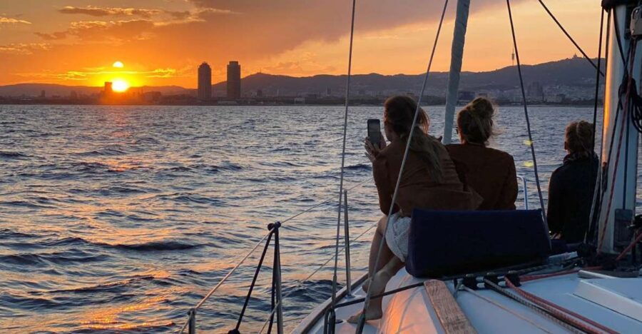 Barcelona: Sunset Skyline Cruise With Unlimited Cava - Good To Know