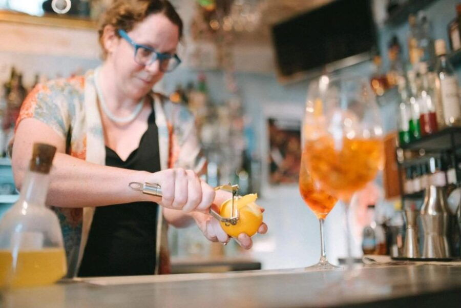 Bari: Experience to Learn to Make Apulian Cocktails