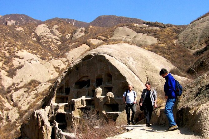 Beijing Private Day Tour: Longqing Gorge and Ancient Cliff Dwellings (Guyaju) - Good To Know