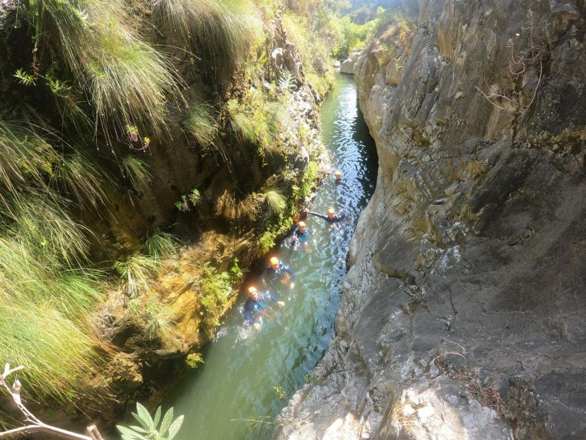 Benahavís: Guadalmina River Guided Canyoning Adventure