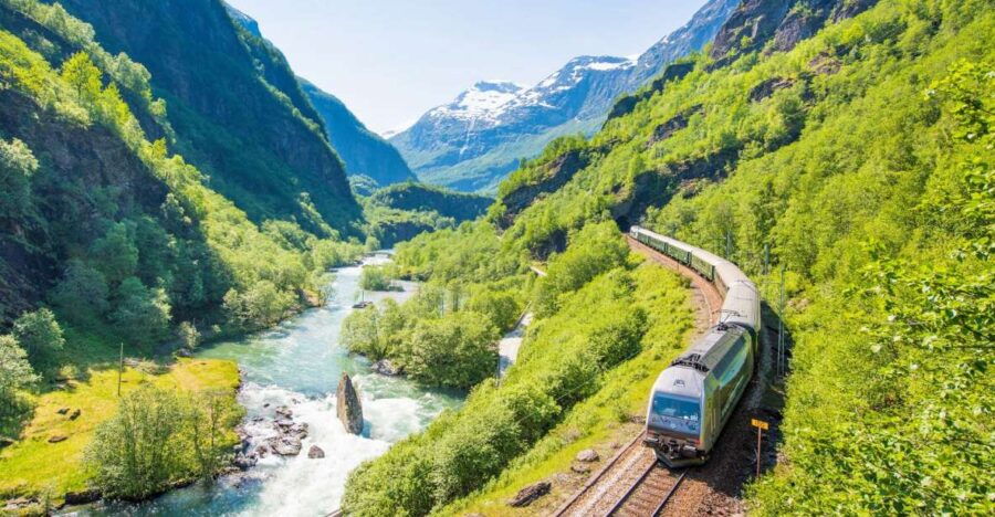 Bergen: Self-Guided Nærøyfjord Cruise and Flåm Railway Tour
