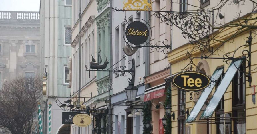 Berlin: Historic Center Walking Tour With a Real Berliner - Good To Know