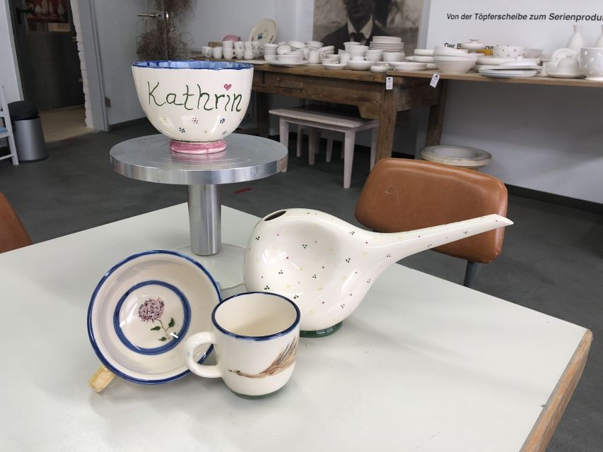 Berlin-Marwitz: Ceramic Painting Workshop - Workshop Experience