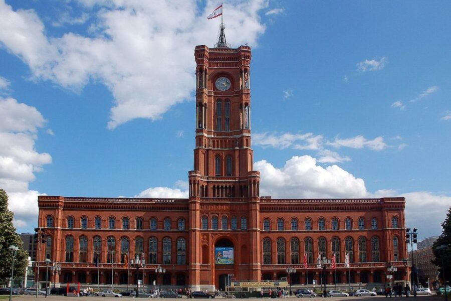 Berlin: Self-Guided Audio Walking Tour - Good To Know