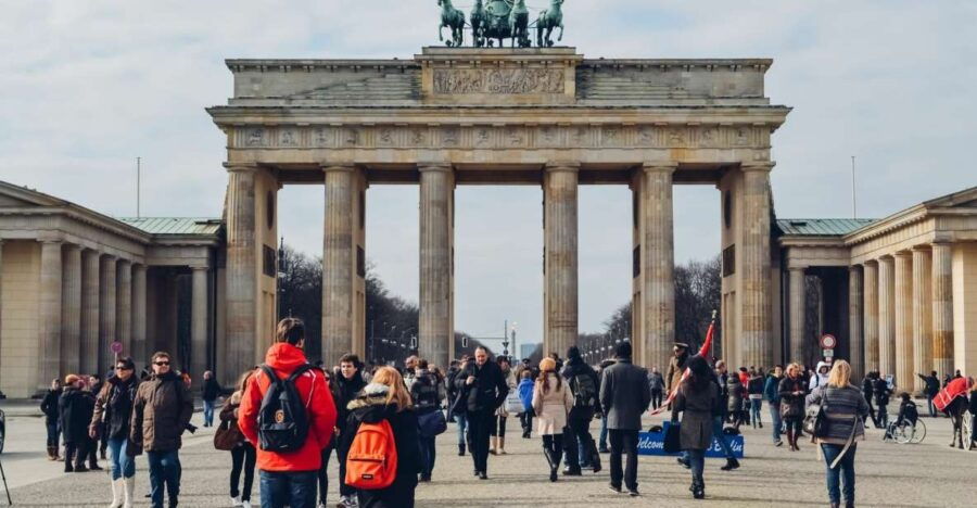 Berlin: Self-Guided Tour of Over 15 Sights - Good To Know