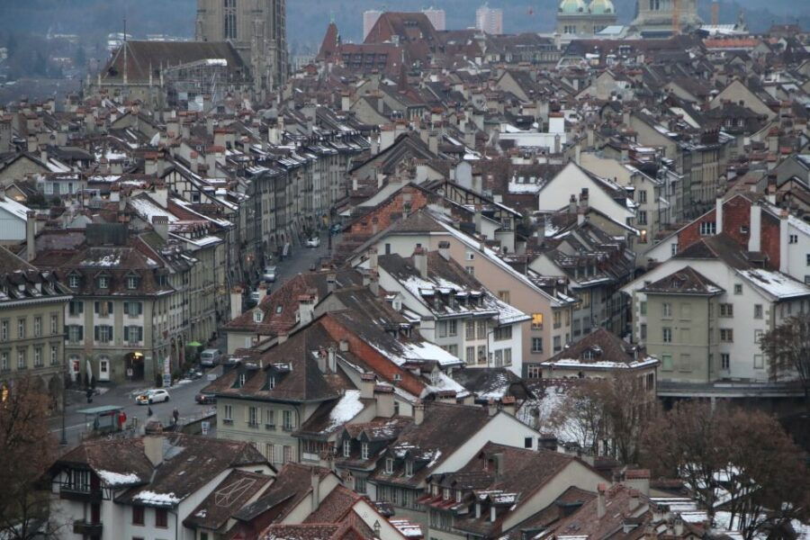Bern: Private Walking Tour With a Local Guide