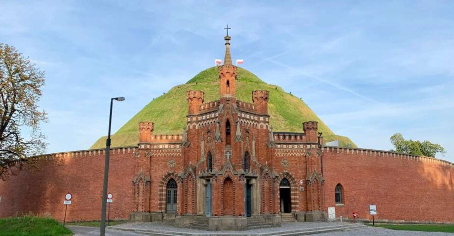 Best of Krakow 1-Day Private Guided Tour With Transport - Good To Know