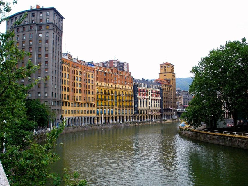 Bilbao Like a Local: Customized Guided Tour