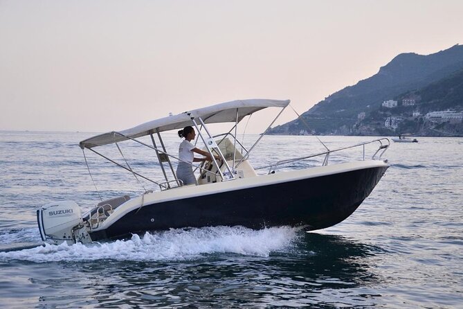 Boat Rental in Salerno