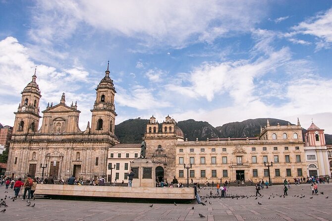 Bogotá City Tour With Lunch and Cable Car Ride Upgrade