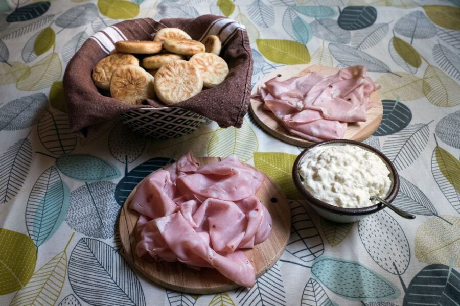 Bologna: Dining Experience at a Local's Home - Good To Know