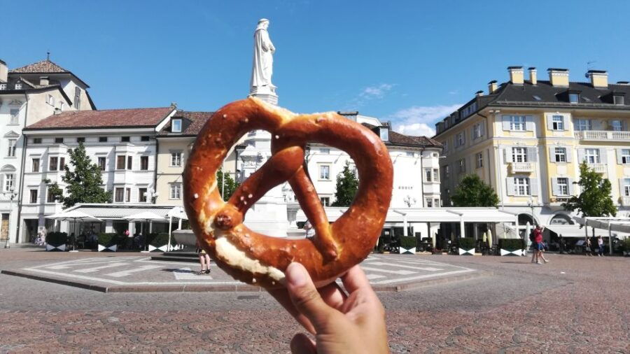 Bolzano: Guided Traditional Food Tour - Experience Highlights