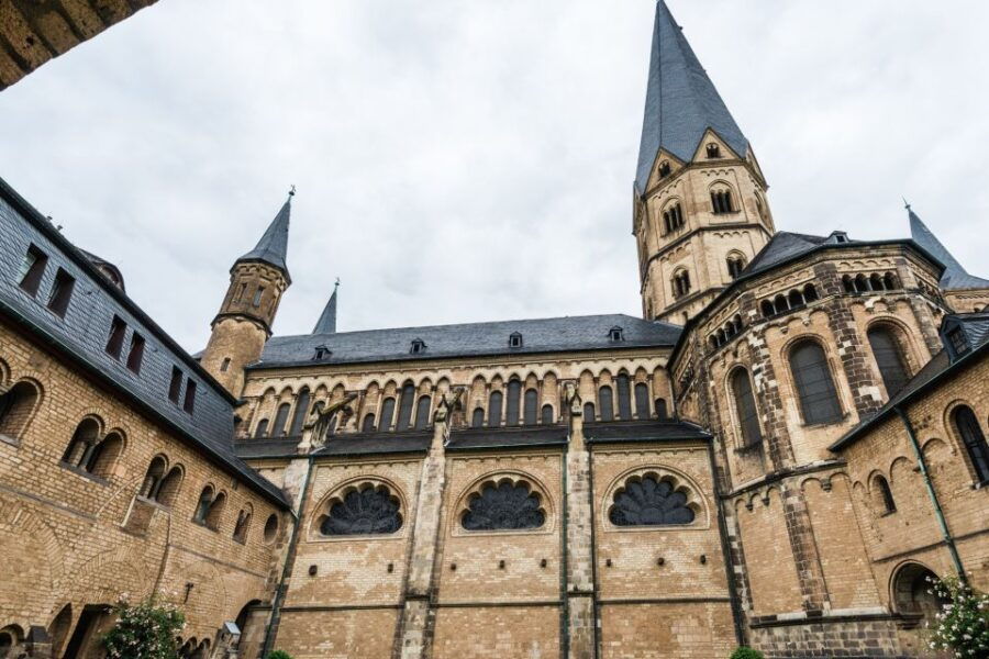 Bonn: Self-Guided Highlights Scavenger Hunt & Walking Tour