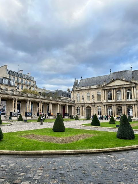 Book a Local Friend & Explore Paris! - Good To Know