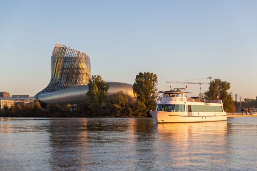 Bordeaux: City Sightseeing Cruise - Good To Know
