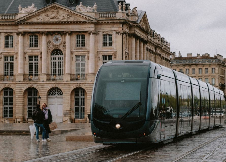 Bordeaux: Private Guided Walking Tour