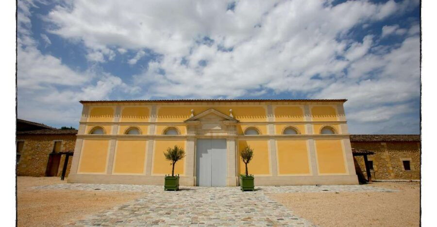 Bordeaux: Visit to Vieux Château Gaubert and Wine Tasting