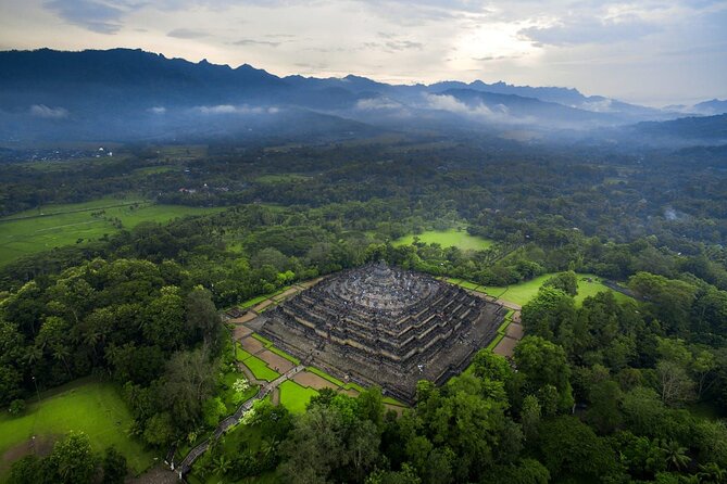 Borobudur Sunrise, Picnic Breakfast, And Prambanan Tour