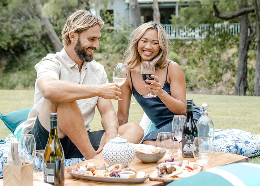 Brookland Valley: Luxury Estate Picnic for 2 - Good To Know