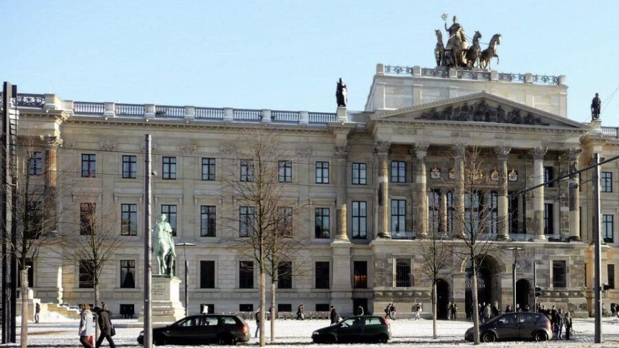 2 Best Historical Tours In Brunswick Germany