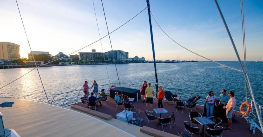 Cairns: City Sights Tour With Evening Dinner Cruise - Good To Know