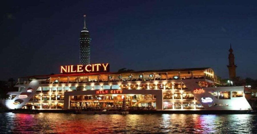 Cairo: Buffet Dinner Cruisewith Folkloric Show