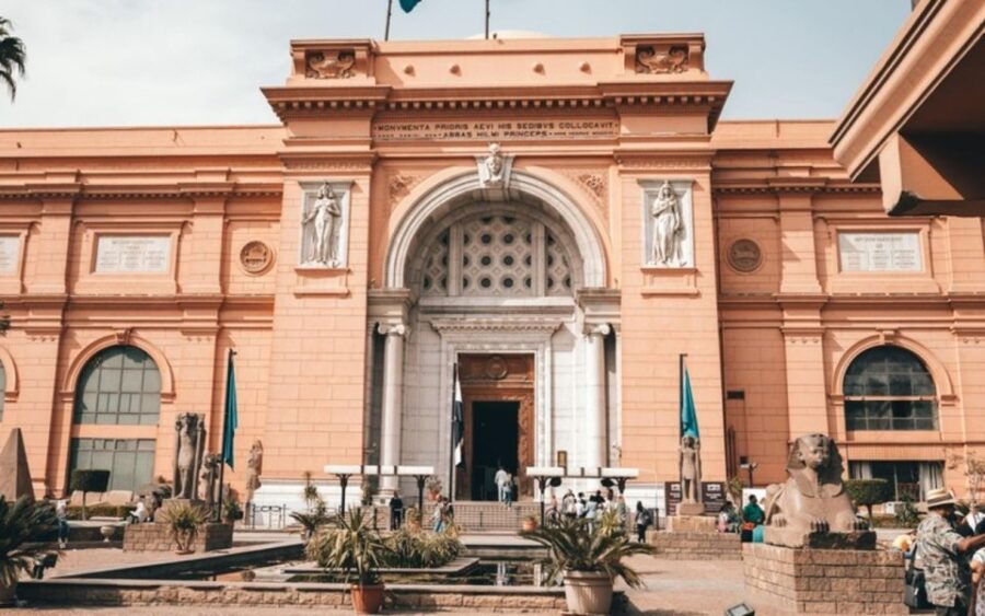 Cairo: Female Guided Tour to Egyptian Museum Private - Good To Know
