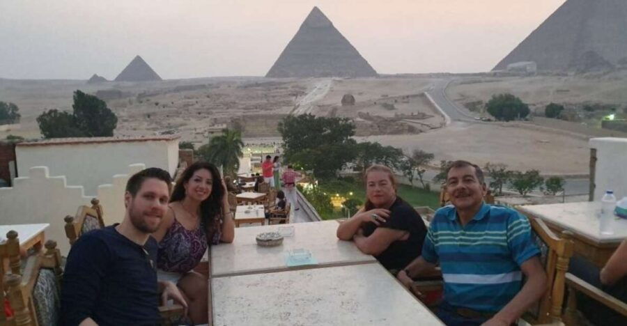 Cairo: Great Pyramid Inn Private Lunch With Transfer - Good To Know