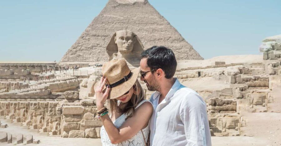 Cairo: Private Half-Day Pyramids Tour With Photographer