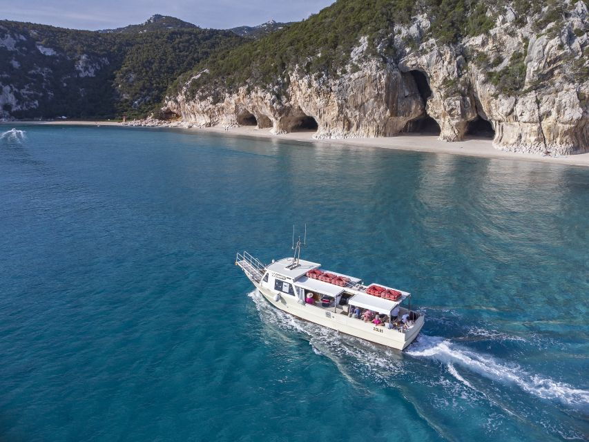 Cala Gonone: Guided Boat Tour to Cala Luna Beach - Good To Know