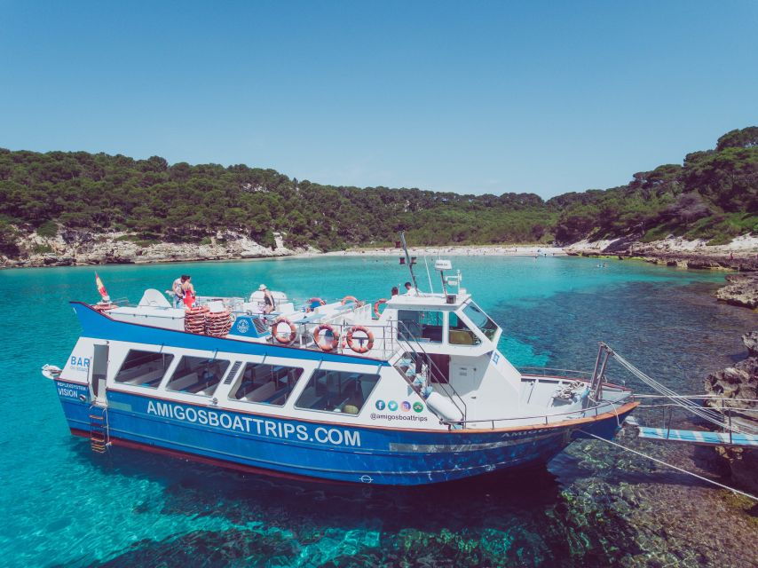 Cala’n Bosc: 3.5-Hour South Coast Sightseeing Boat Trip