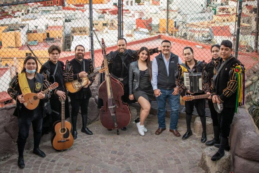 Callejoneada Procession - Good To Know