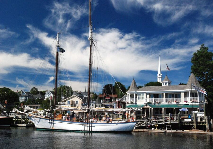 Camden: Sunset Sailing Cruise Aboard Appledore II