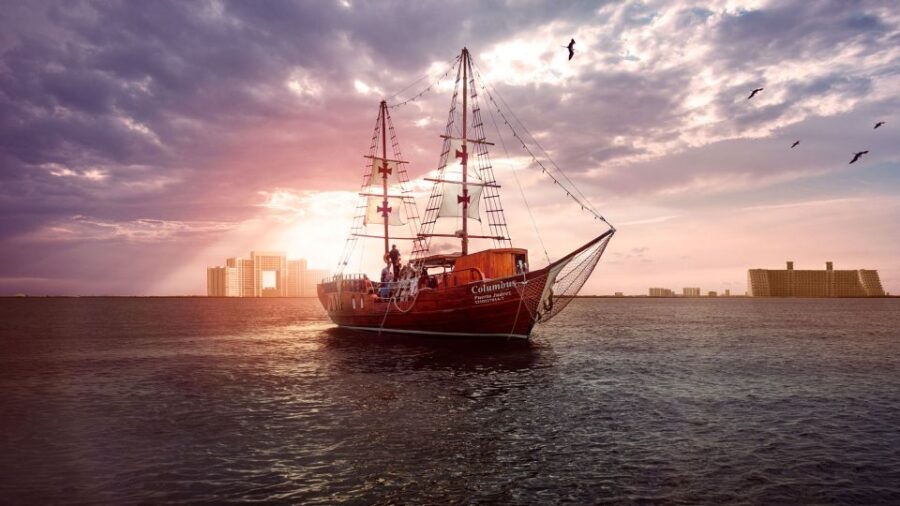 Cancun: Columbus The Romantic Dinner Cruise - Good To Know