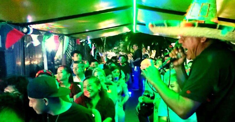 Cancun: Private 3 Hour Party Bus - Booking Details for the Private Party Bus